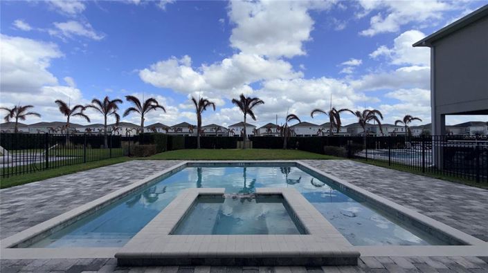 Image No.42-5 Bed Property for sale