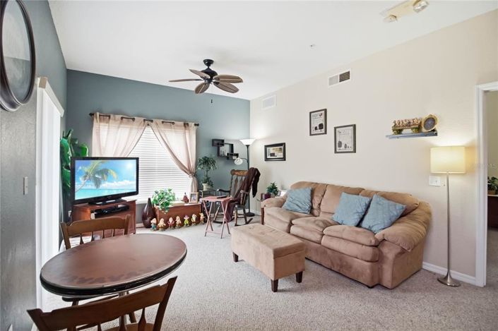 Image No.7-Propriété de 4 chambres à vendre à Kissimmee