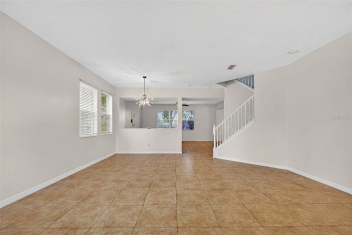 Image No.2-4 Bed Property for sale