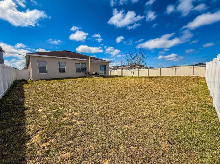 Image No.7-4 Bed Property for sale