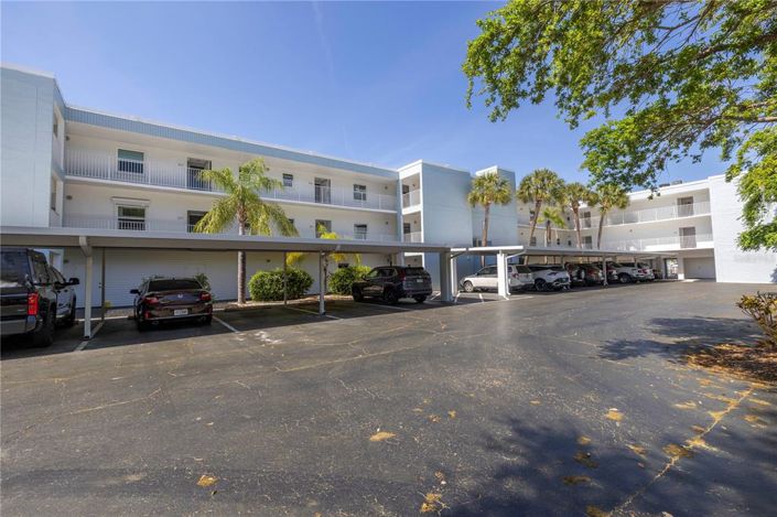 Image No.2-Propriété de 2 chambres à vendre à Tierra Verde 