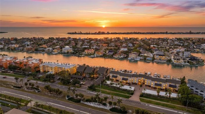 Image No.31-2 Bed Property for sale