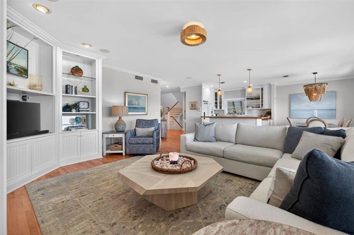 Image No.18-3 Bed Property for sale