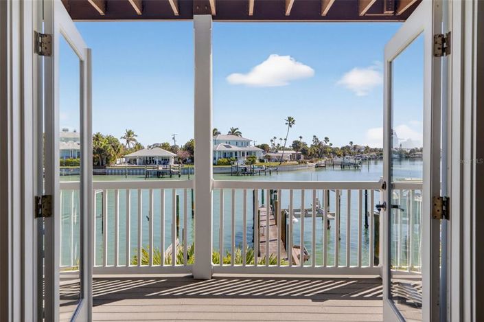 Image No.19-3 Bed Property for sale