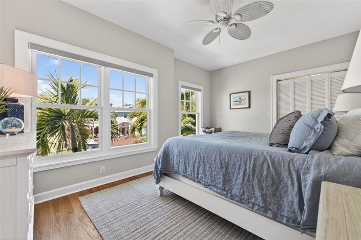 Image No.25-3 Bed Property for sale