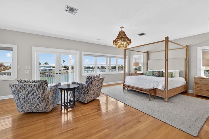 Image No.33-3 Bed Property for sale