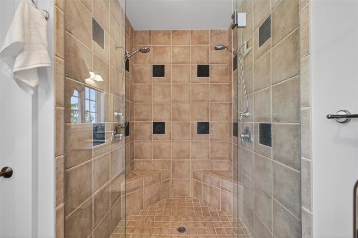 Image No.45-3 Bed Property for sale