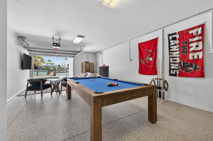 Image No.50-3 Bed Property for sale