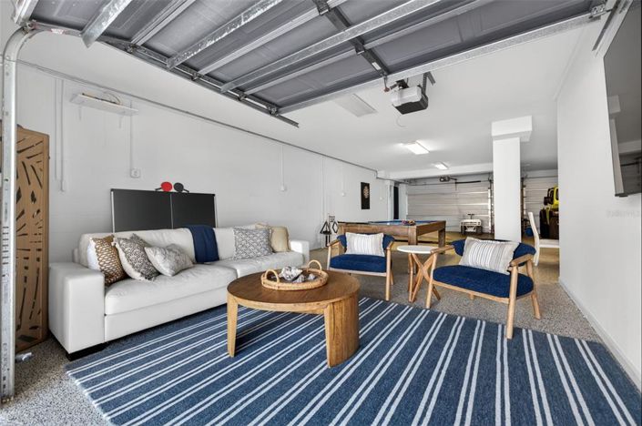 Image No.52-3 Bed Property for sale