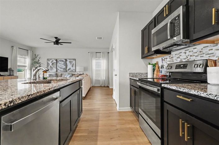 Image No.11-4 Bed Property for sale