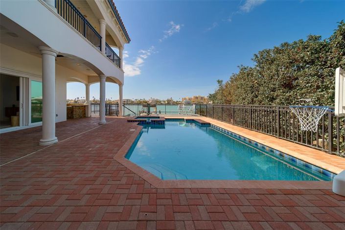 Image No.22-Propriété de 6 chambres à vendre à Clearwater