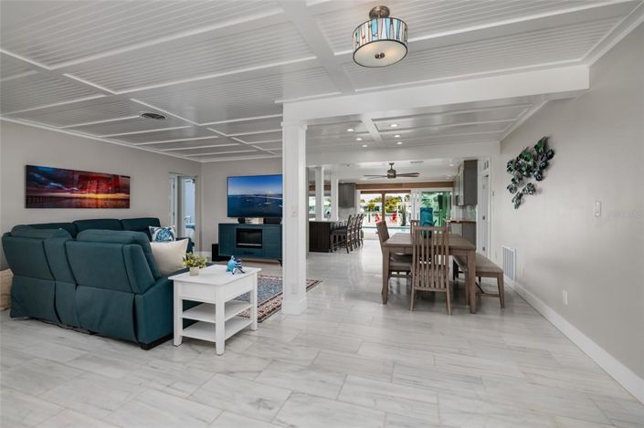 Image No.9-Propriété de 3 chambres à vendre à Treasure Island