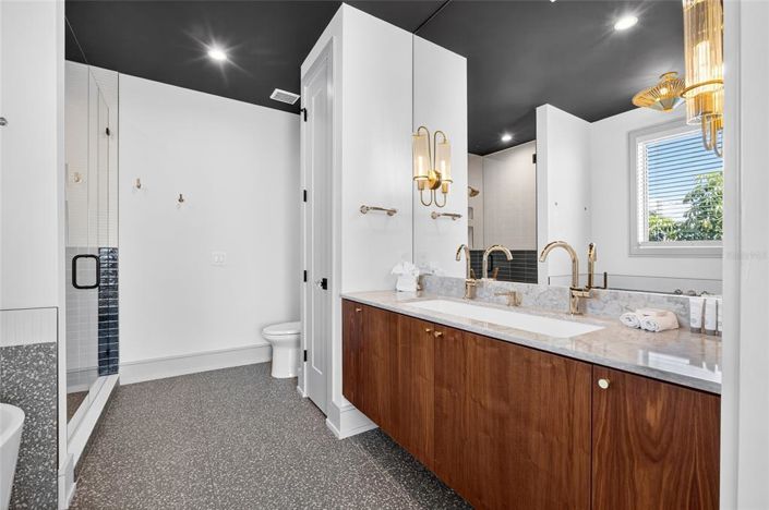 Image No.12-Propriété de 6 chambres à vendre à Bradenton Beach