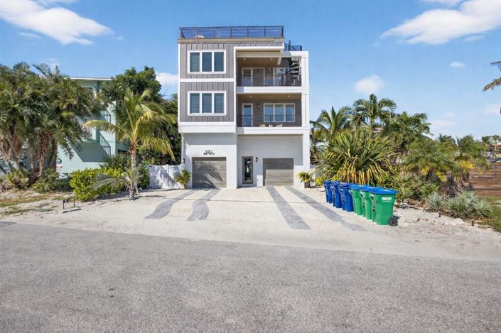 Image No.2-Propriété de 6 chambres à vendre à Bradenton Beach