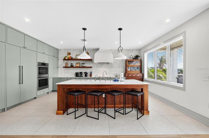 Image No.5-Propriété de 6 chambres à vendre à Bradenton Beach