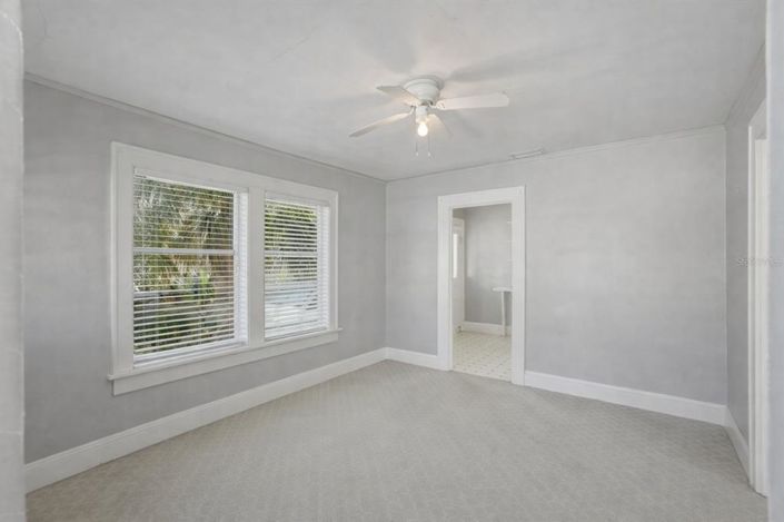 Image No.9-Propriété de 4 chambres à vendre à St. Pete Beach