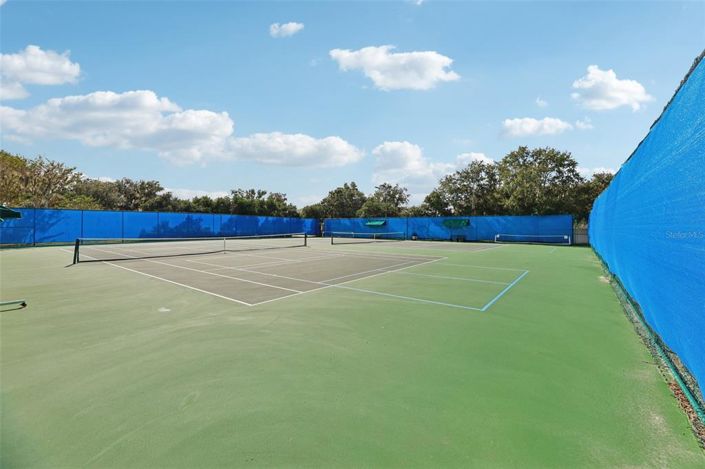 Image No.56-4 Bed Property for sale