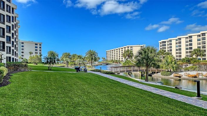 Image No.38-3 Bed Property for sale