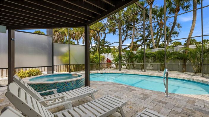 Image No.29-3 Bed Property for sale