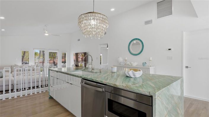 Image No.7-3 Bed Property for sale