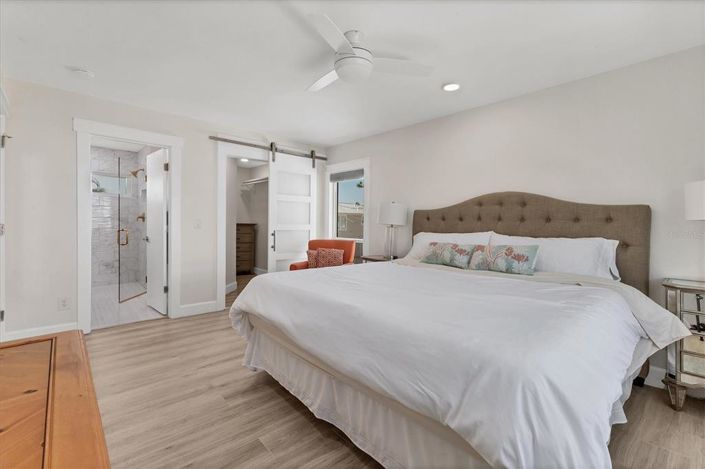 Image No.21-2 Bed Property for sale