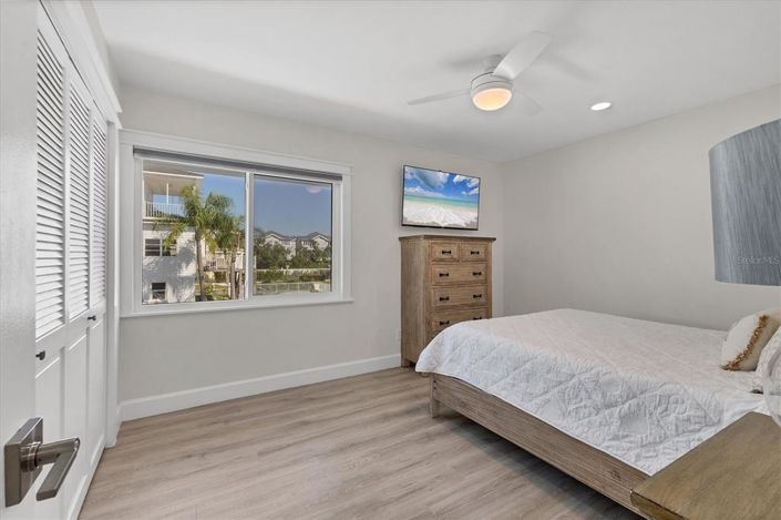 Image No.23-2 Bed Property for sale