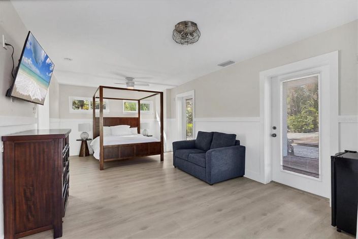 Image No.25-2 Bed Property for sale