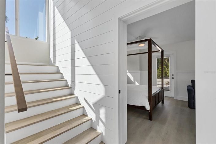 Image No.9-2 Bed Property for sale