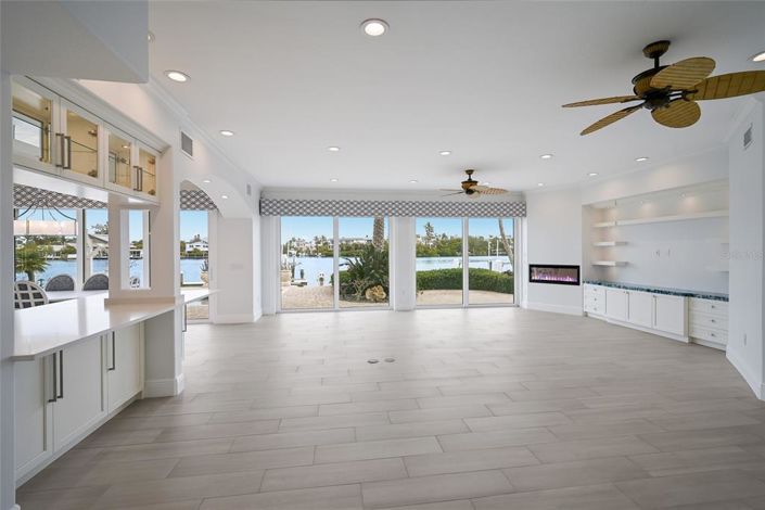 Image No.15-4 Bed Property for sale