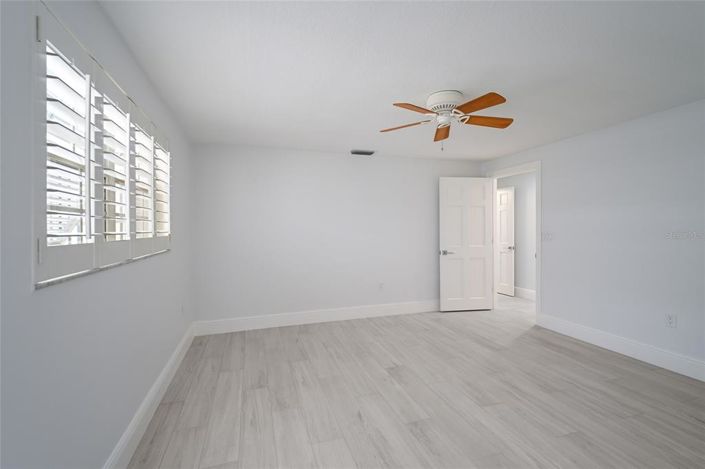 Image No.39-4 Bed Property for sale