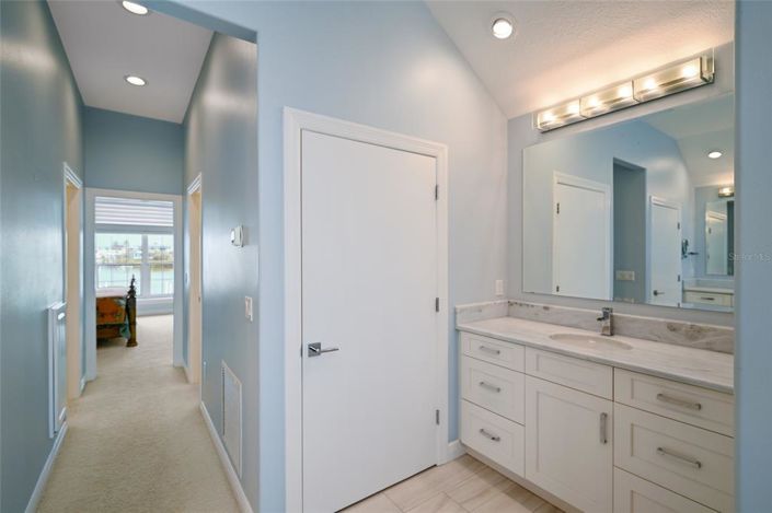 Image No.45-4 Bed Property for sale