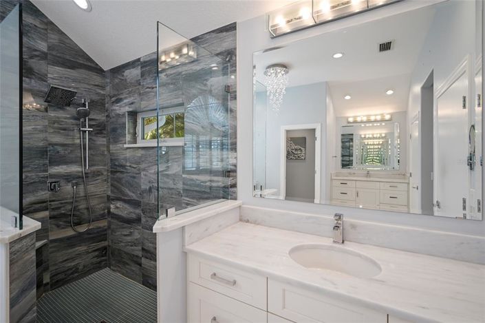 Image No.46-4 Bed Property for sale