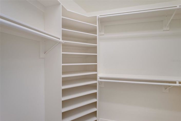 Image No.48-4 Bed Property for sale