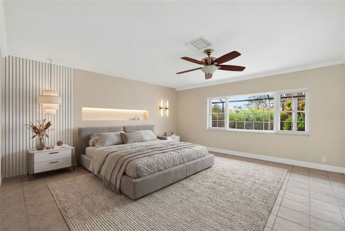 Image No.19-7 Bed Property for sale