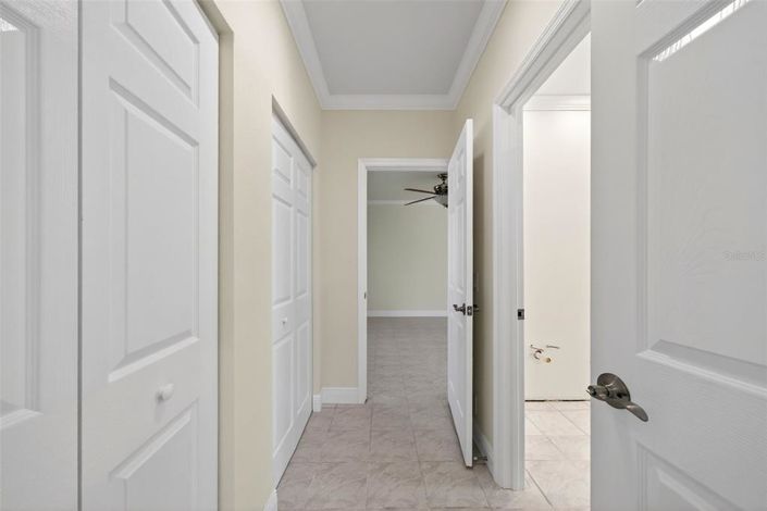 Image No.25-7 Bed Property for sale