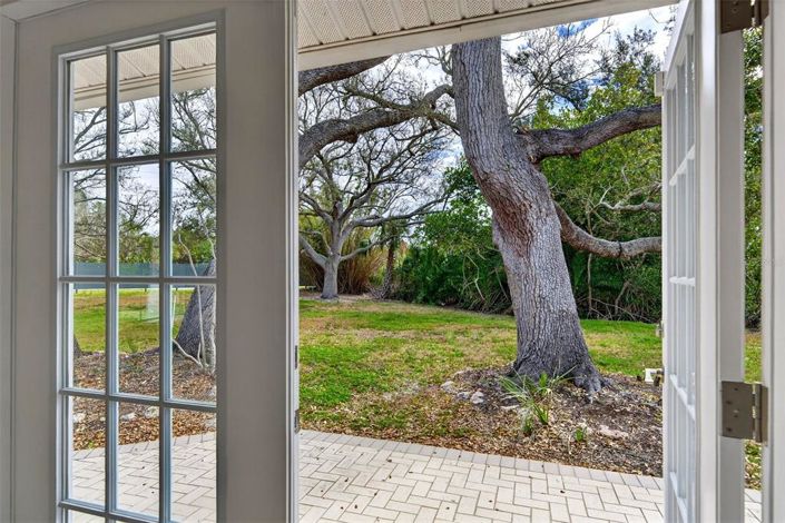 Image No.37-7 Bed Property for sale