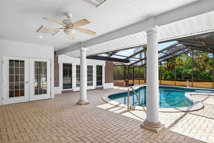 Image No.39-7 Bed Property for sale