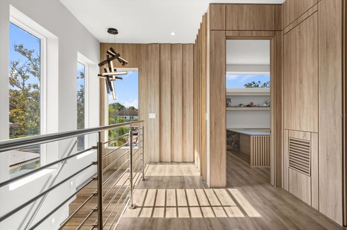 Image No.26-4 Bed Property for sale