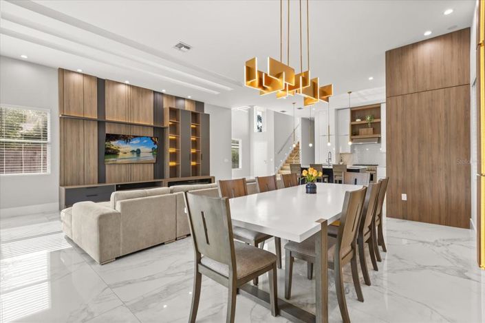 Image No.7-4 Bed Property for sale