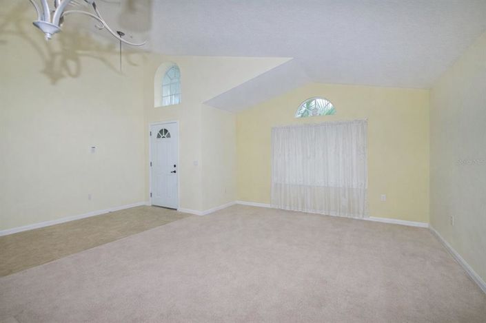 Image No.8-Propriété de 4 chambres à vendre à Kissimmee