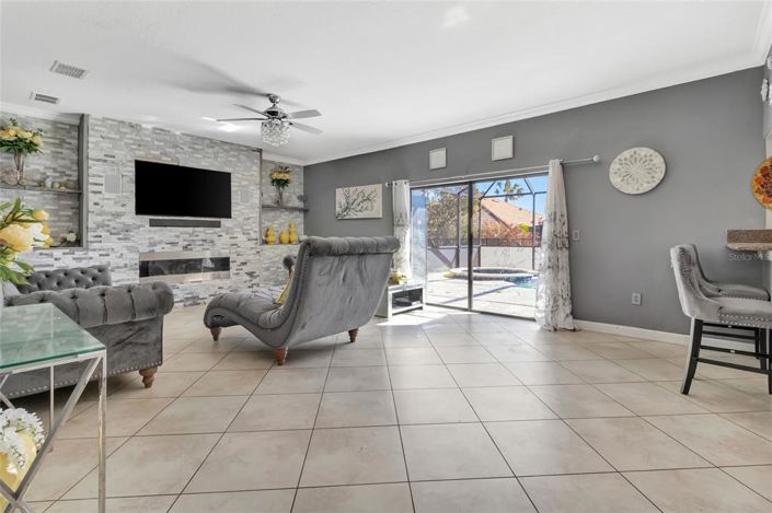 Image No.14-5 Bed Property for sale