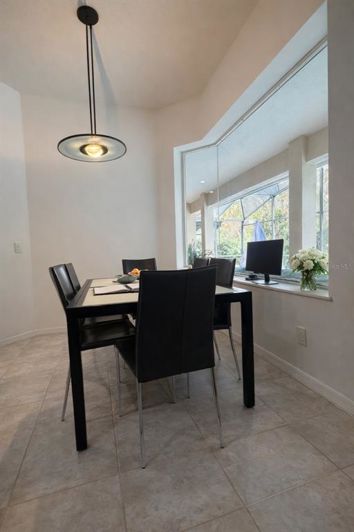 Image No.30-3 Bed Property for sale