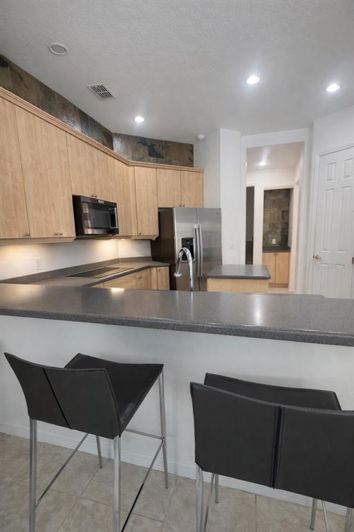 Image No.31-3 Bed Property for sale