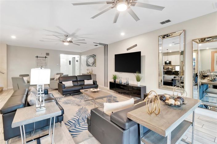 Image No.12-15 Bed Property for sale