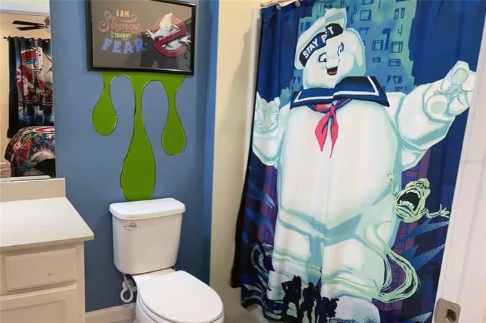 Image No.54-15 Bed Property for sale