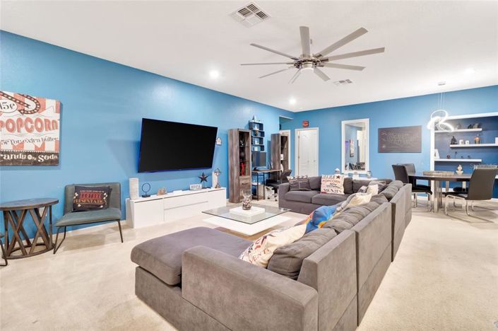 Image No.58-15 Bed Property for sale