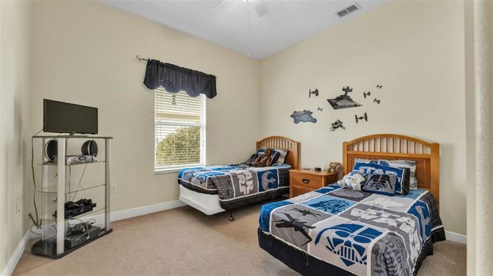 Image No.54-5 Bed Property for sale