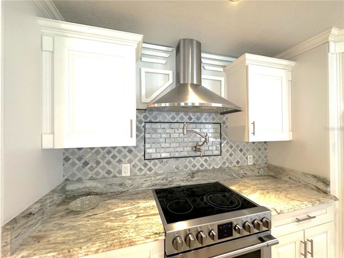 Image No.42-4 Bed Property for sale