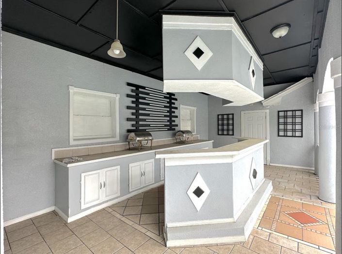 Image No.48-4 Bed Property for sale