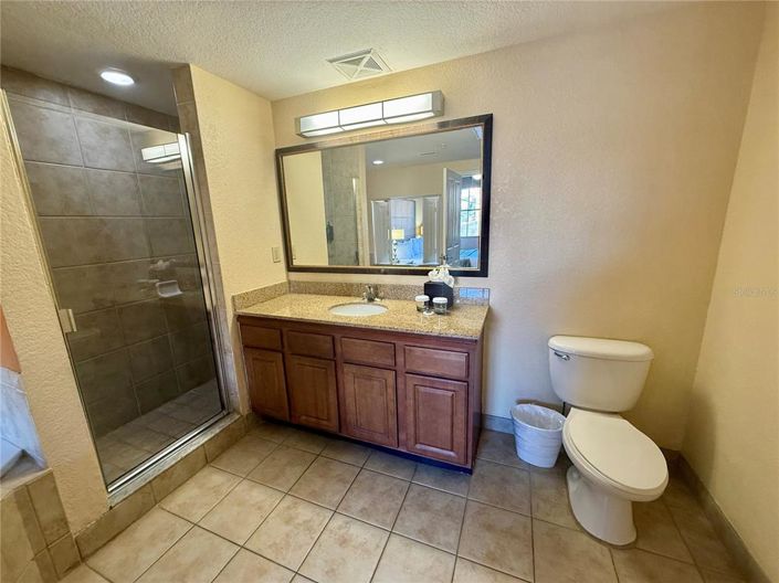 Image No.24-2 Bed Property for sale